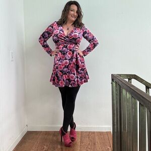 Reserved Floral Wrap Neckline Mini Women’s Dress Size Large